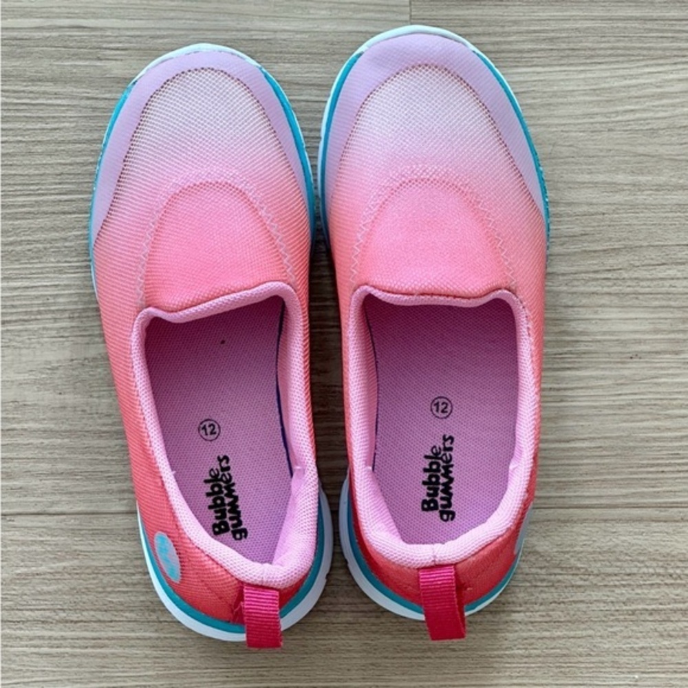 Brand new bubble gummers bata kids slip on size 12